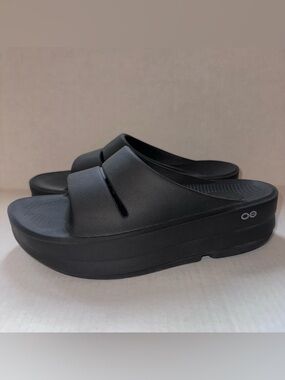 Oofos Oomega Ooahh Platform Slide Sandals Womens 10 Black Comfort Recovery